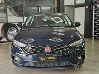 Usata Fiat Tipo Easy 120 CV (88 kW) 2018 Bluazzurro Berlina