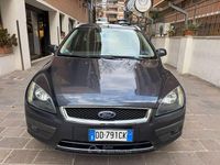 Usata Ford Focus 114 CV (83 kW) 2008 Grigio Station wagon