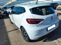 Usata Renault Clio V Techno 91 CV (66 kW) 2023 Bianco Berlina