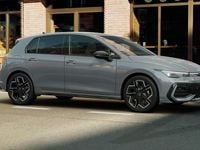 Nuova VW Golf VIII R-line Plus 150 CV (110 kW) 2026 Moonstone grey Berlina