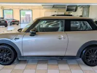 Usata Mini Cooper D Hype 116 CV (85 kW) 2017 Grey champagne Utilitaria