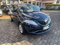 Usata Lancia Ypsilon Platinum 69 CV (50 kW) 2016 Blu/azzurro Utilitaria