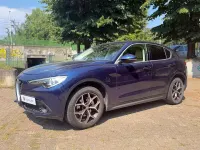 Usata Alfa Romeo Stelvio Business 210 CV (154 kW) 2018 Blu/azzurro SUV
