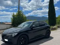 Usata Alfa Romeo Stelvio Sprint 160 CV (117 kW) 2020 Nero SUV