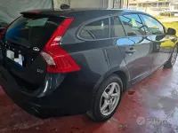 Usata Volvo V60 Kinetic 115 CV (84 kW) 2015 Grigio Station wagon