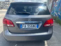 Usata Mercedes B180 Executive 109 CV (80 kW) 2015 Grigio Utilitaria