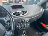 Usata Renault Clio 75 CV (55 kW) 2012 Grigio Station wagon