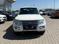 Usata Mitsubishi Pajero Intense 190 CV (139 kW) 2016 Bianco SUV
