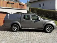 Usata Nissan Navara 190 CV (139 kW) 2015 Grigio Pick-up