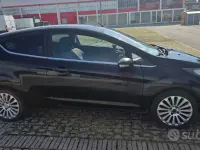 Usata Ford Fiesta 90 CV (66 kW) 2010 Nero Berlina