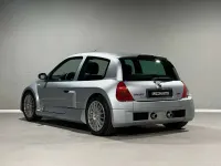 Usata Renault Clio 226 CV (166 kW) 2002 Argento Berlina