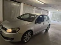 Usado VW Golf VI Highline 140 CV (102 kW) 2010 Plateado Utilitario