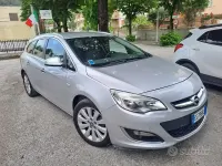 Usata Opel Astra Sport 131 CV (96 kW) 2013 Grigio Station wagon
