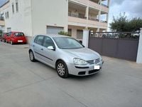 Usata VW Golf Trendline 75 CV (55 kW) 2005 Argento Berlina