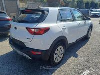 Usata Kia Stonic Urban 101 CV (74 kW) 2018 Bianco SUV