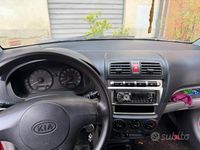 Usata Kia Picanto 65 CV (47 kW) 2004 Utilitaria