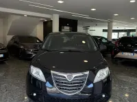 Usata Lancia Ypsilon Platinum 69 CV (50 kW) 2016 Nero Utilitaria