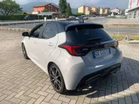 Usata Toyota Yaris Hybrid Sport 116 CV (85 kW) 2022 Grigio Berlina