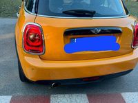 Usata Mini Cooper D 116 CV (85 kW) 2016 Giallo Utilitaria