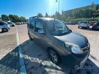 Usata Renault Kangoo 90 CV (66 kW) 2013 Grigio Monovolume