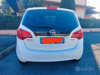 Usata Opel Meriva Cosmo 95 CV (69 kW) 2011 Bianco Monovolume