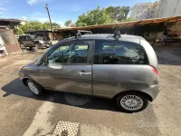 Usata Lancia Ypsilon 69 CV (50 kW) 2005 Bluazzurro Utilitaria