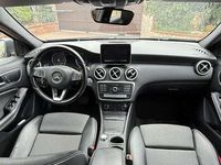 Usata Mercedes A180 Premium 109 CV (80 kW) 2017 Grigio Berlina