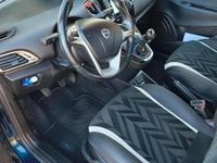 Usata Lancia Ypsilon 80 CV (58 kW) 2015 Utilitaria