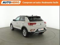 Usata VW T-Roc Style 110 CV (80 kW) 2023 Beige SUV