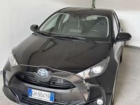 Usata Toyota Yaris Hybrid Active 92 CV (67 kW) 2022 Berlina