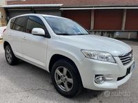 usata Toyota RAV4 crossover anno 2012 164,150km stupenda