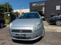 Usata Fiat Grande Punto Dynamic 69 CV (50 kW) 2009 Grigio Utilitaria