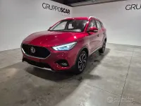 Usata MG ZS Luxury 106 CV (77 kW) 2024 Rosso SUV