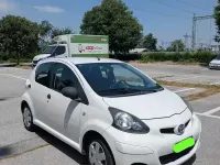 Usata Toyota Aygo 68 CV (50 kW) 2011 Bianco Utilitaria
