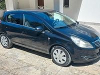 Usata Opel Corsa 75 CV (55 kW) 2010 Nero Utilitaria