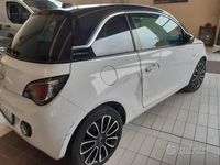Usata Opel Adam 87 CV (63 kW) 2017 Bianco Utilitaria
