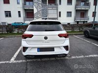 Usata VW T-Roc R-line 150 CV (110 kW) 2023 Bianco SUV