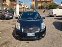 Usata Toyota Yaris 90 CV (66 kW) 2008 Nero Utilitaria