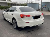 Usata Maserati Ghibli 275 CV (202 kW) 2015 Bianco Berlina
