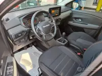 Usata Dacia Sandero Stepway 101 CV (74 kW) 2024 Grigio Berlina