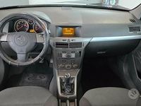 Usata Opel Astra 2007 Nero Station wagon