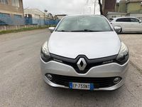 Usata Renault Clio IV 74 CV (54 kW) 2013 Argento Berlina