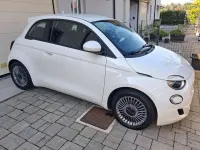 Usata Fiat 500e Icon 42 kW (58 CV) 2023 Bianco Utilitaria