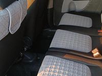 Usata Fiat Doblò 85 CV (62 kW) 2010 Bianco Monovolume