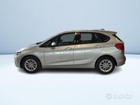 Usata BMW 218 Active Tourer Advantage 136 CV (100 kW) 2016 Argento metallizzato Monovolume