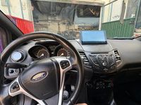 Usata Ford Fiesta ST-Line 68 CV (50 kW) 2017 Grigio Utilitaria