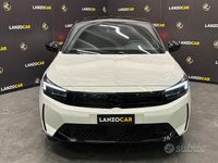 Usata Opel Corsa GS Line 101 CV (74 kW) 2024 Bianco Berlina