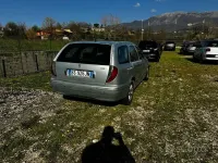 Usata Lancia Lybra 110 CV (80 kW) 2001 Grigio Station wagon