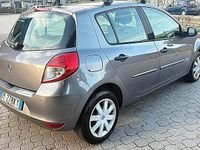 Usata Renault Clio II 75 CV (55 kW) 2009 Grigio Berlina