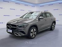 Käytetty Mercedes GLA200 Advanced 150 HP (110 kW) 2023 Harmaa Katumaasturi
